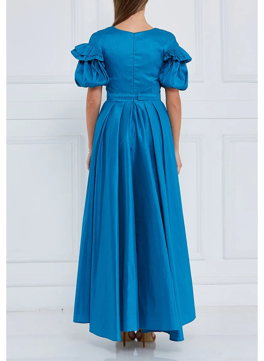 امري Stunning Embroidered Long Dress With V-Neckline And Puff Sleeves