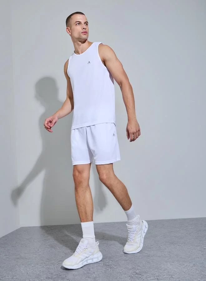 ستايلي White Regular Fit Tank Top and Shorts Set