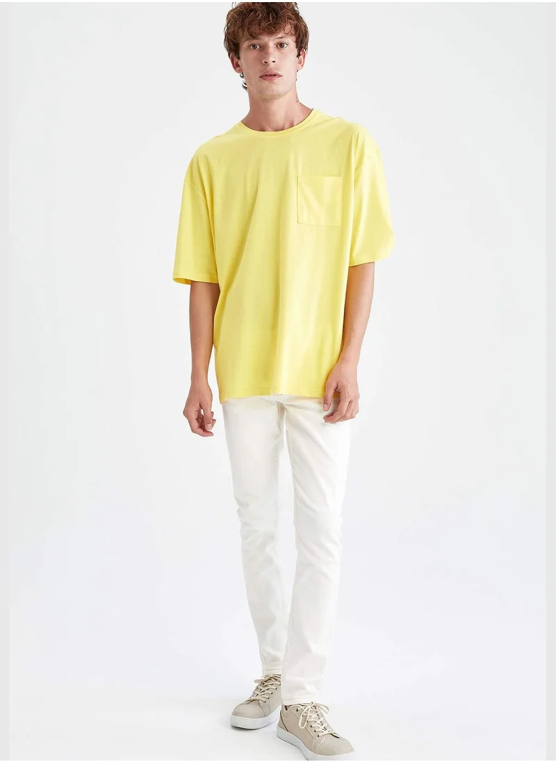 DeFacto Oversize Fit Short Sleeve T-shirt with One Pocket