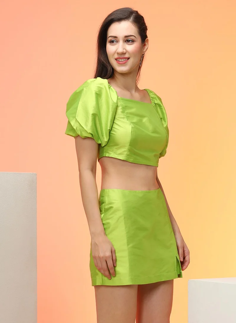 globus Globus Women Solid Balloon Sleeve Party Crop Top With Mini Skorts Co-Ord Set