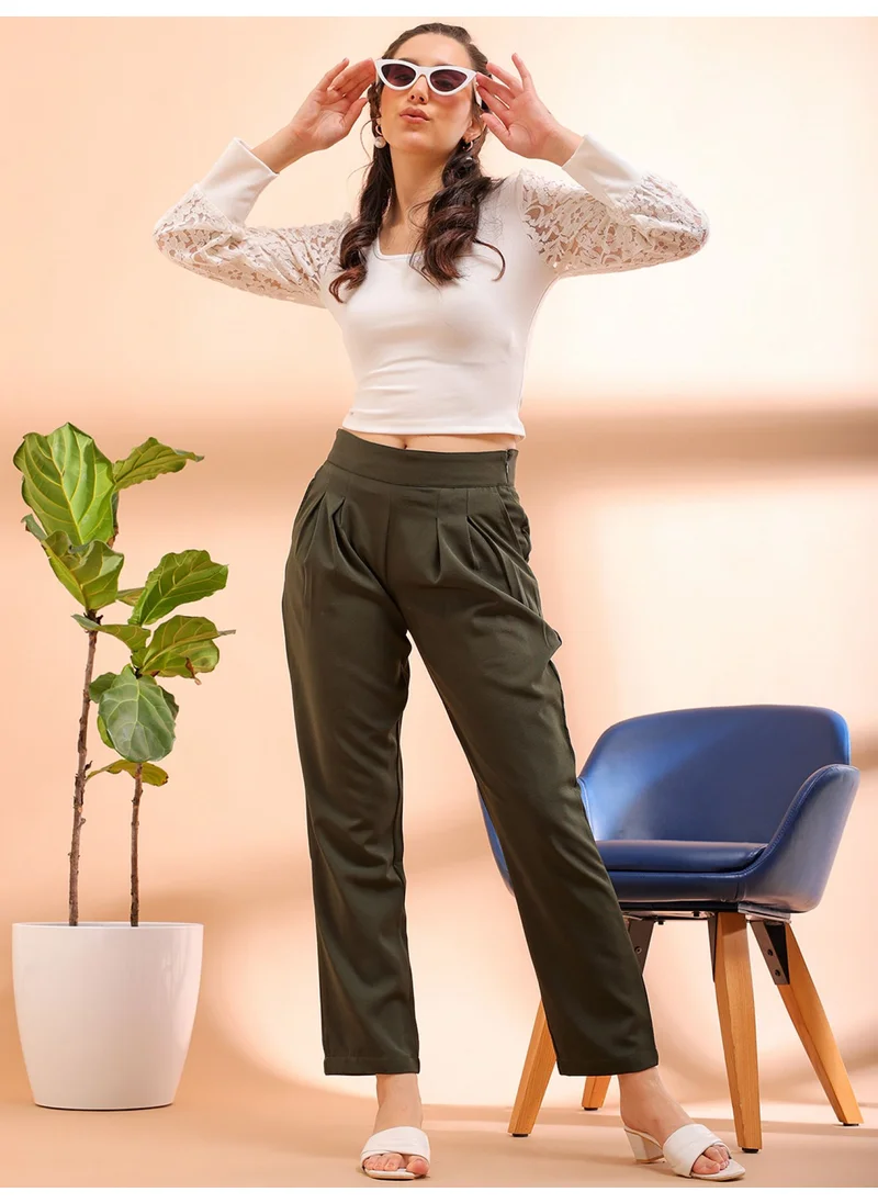 مرفوعة Kombu Green Women Regular Casual Solid Regular Pleated Pants