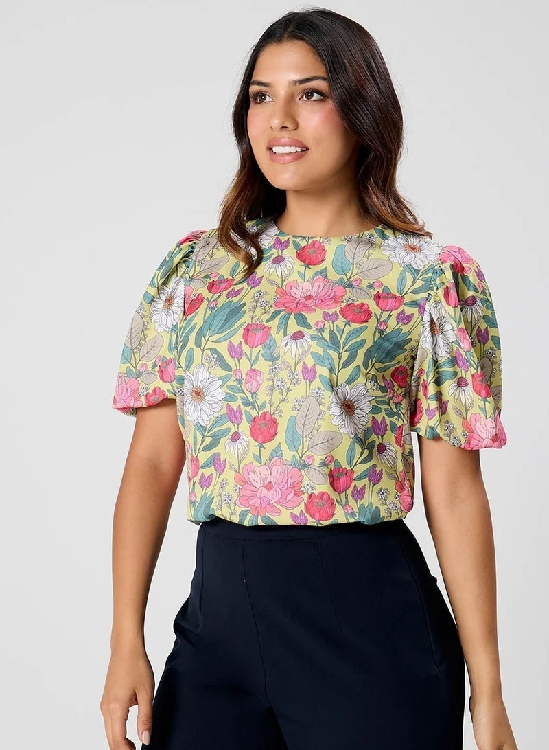 Zigzag Round Neck Sleeve Detailed Printed Top