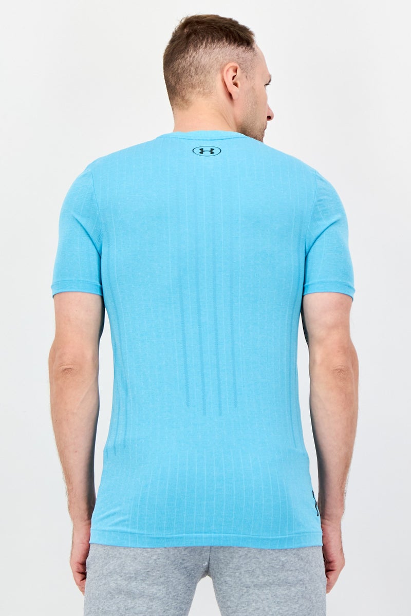UNDER ARMOUR تي شيرت رياضي للرجال بأكمام قصيرة مناسب في الهواء الطلق، أزرق سماوي - Image 2