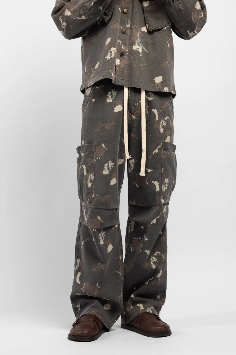 كاتش بنطال كارغو بنمط تمويه حضري