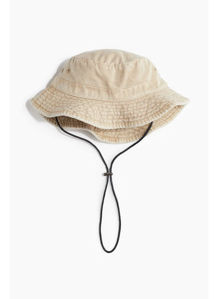 اتش اند ام Chin-Strap Bucket Hat