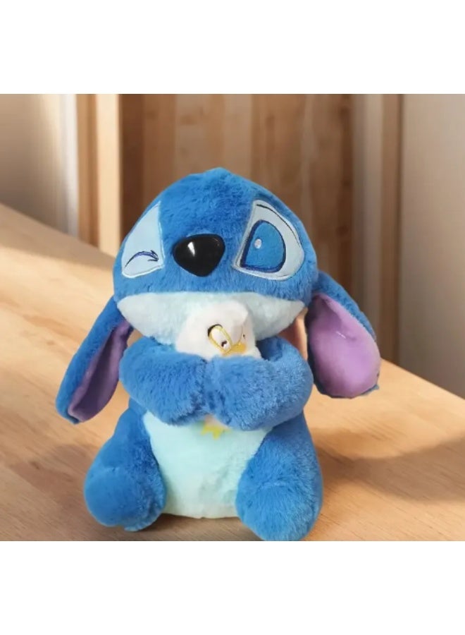 ستيتش دمية ستيتش يحتضن البطة – لعبة محشوة ناعمة جدًا 25–30 سم | دمية لطيفة للهدية والديكور ولمسات الدفء - Image 1