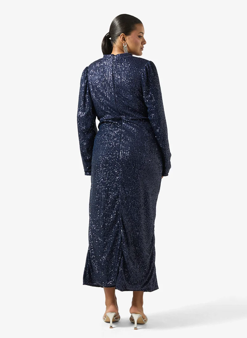 خزانة فستان مقاس كبير لامع مكشكش