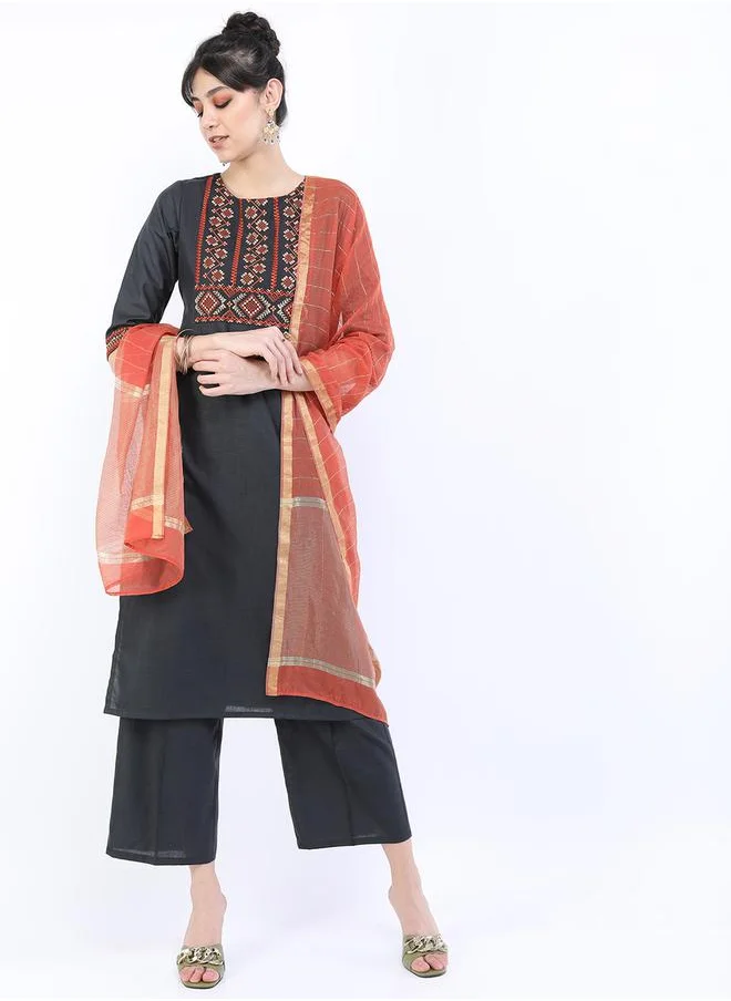 Vishudh Women Black Embroidered Kurta Set with Dupatta by Styli