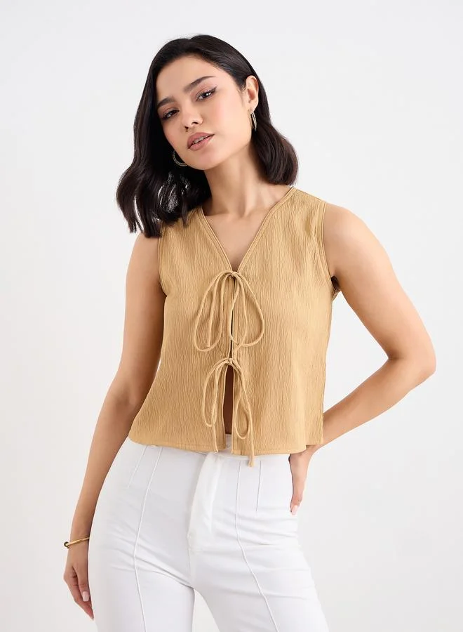 Styli Styli Tie-Up Front Textured Crop Top