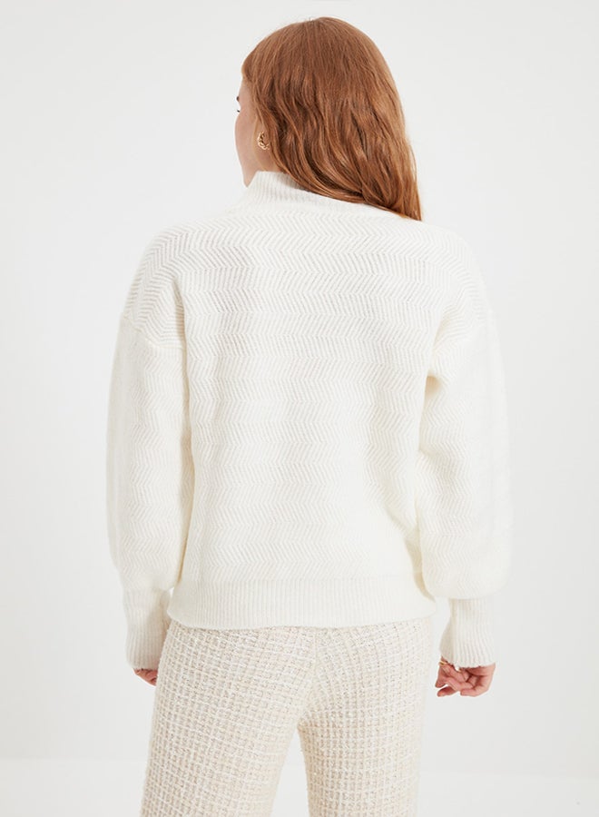 trendyol Regular Fit Sweater - Image 4