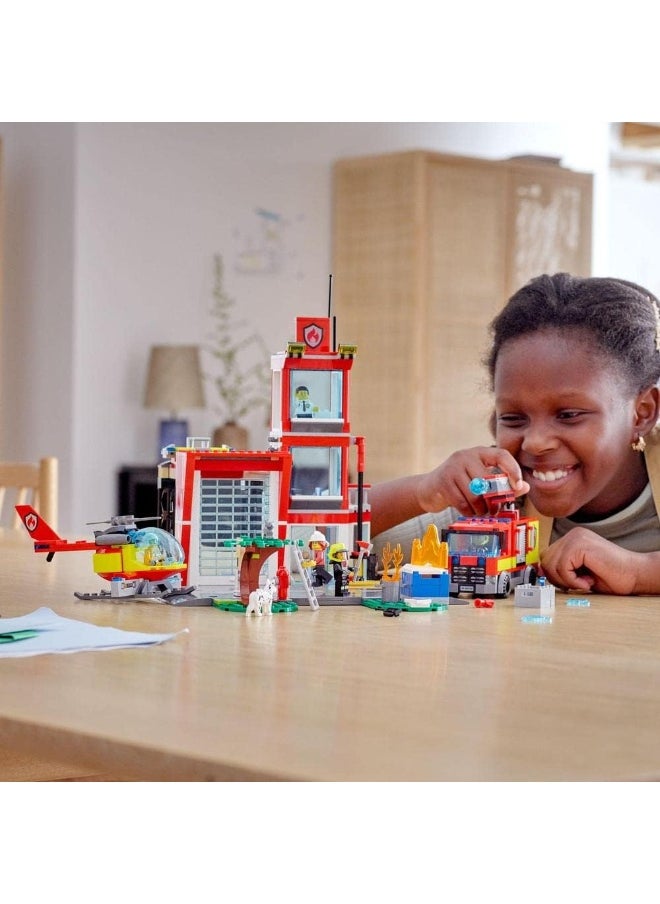 LEGO LEGO® City Fire Station 60320 Building Kit (540 Pieces)  - Image 3