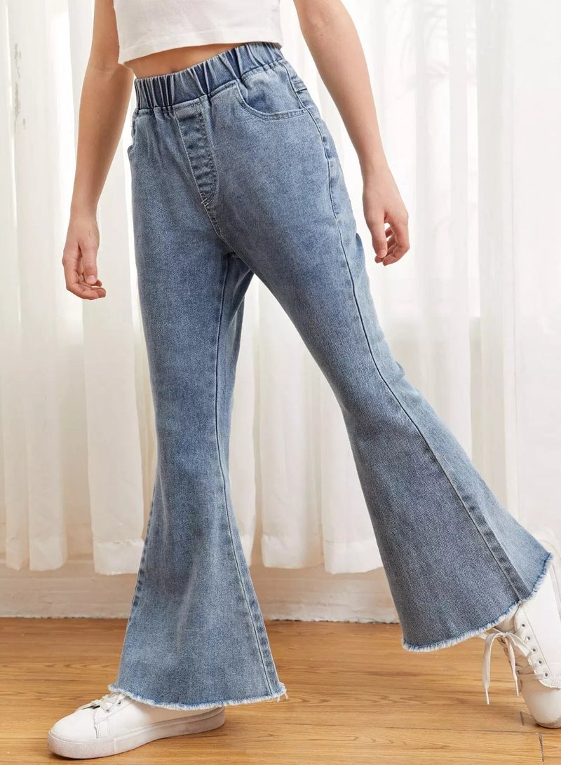 Girls Raw Hem Flare Leg Jeans  - Image 4
