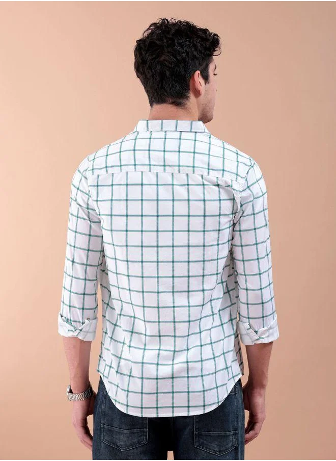 The Indian Garage Co Men Slim Fit Checkered Full Sleeves Spread Collar Casual Shirt