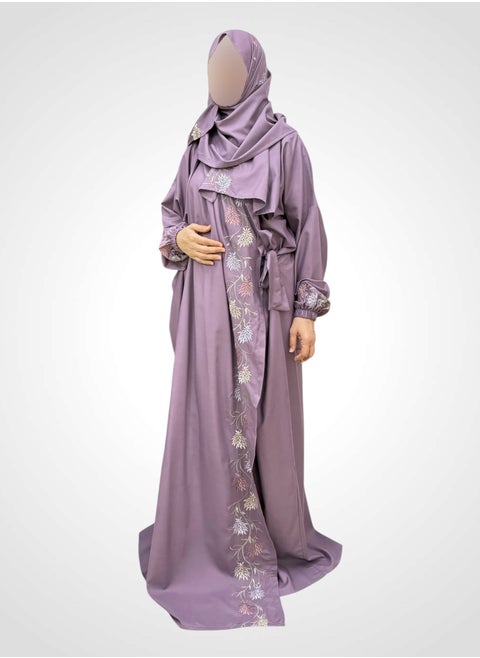A Very Soft And Comfortable Prayer Dress Embroidered With Striped Floral Designs Consisting Of One Piece Includes a Veil And It Covers The Whole Body With A Uniform And Wide Size Suitable For All Bodies