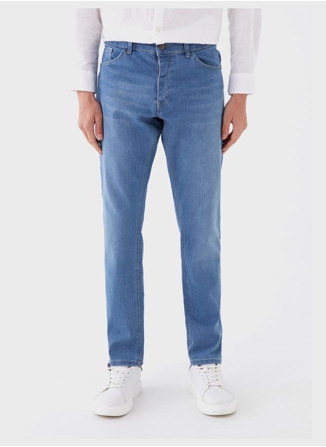 LC WAIKIKI - بنطلون جينز 750 Light Wash Slim Fit - Image 1