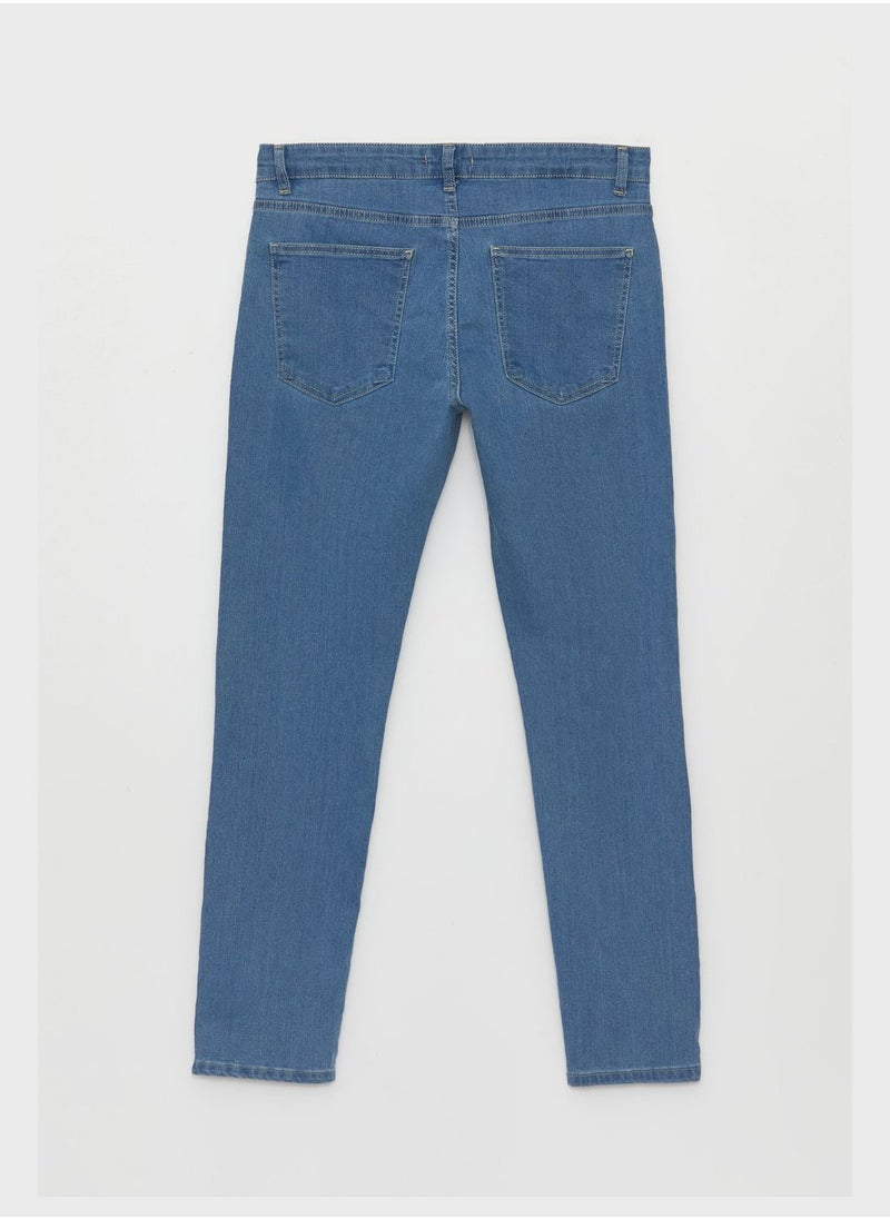 LC WAIKIKI - بنطلون جينز 750 Light Wash Slim Fit - Image 1