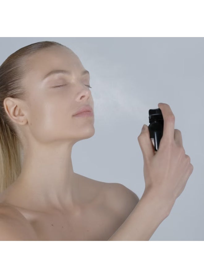 PAT MCGRATH LABS Pat Mcgrath Labs Skin Fetish: Glass 001 Legendary Glow Finishing Spray - Image 4