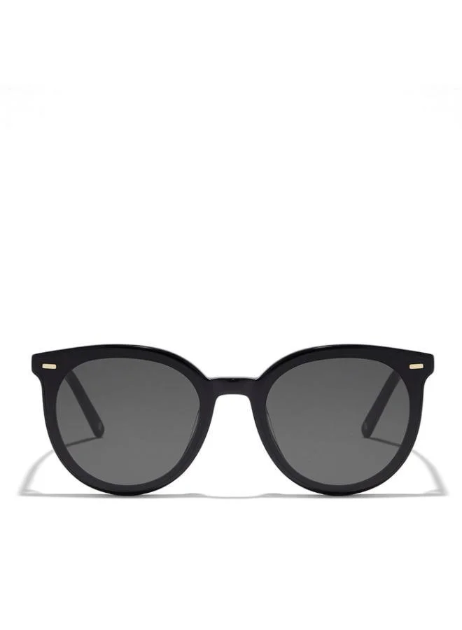 30 سندايز نظارات شمسية نسائية سوداء من هيرا - إطار أسيتات - عدسات سوداء - إطار أسود كامل