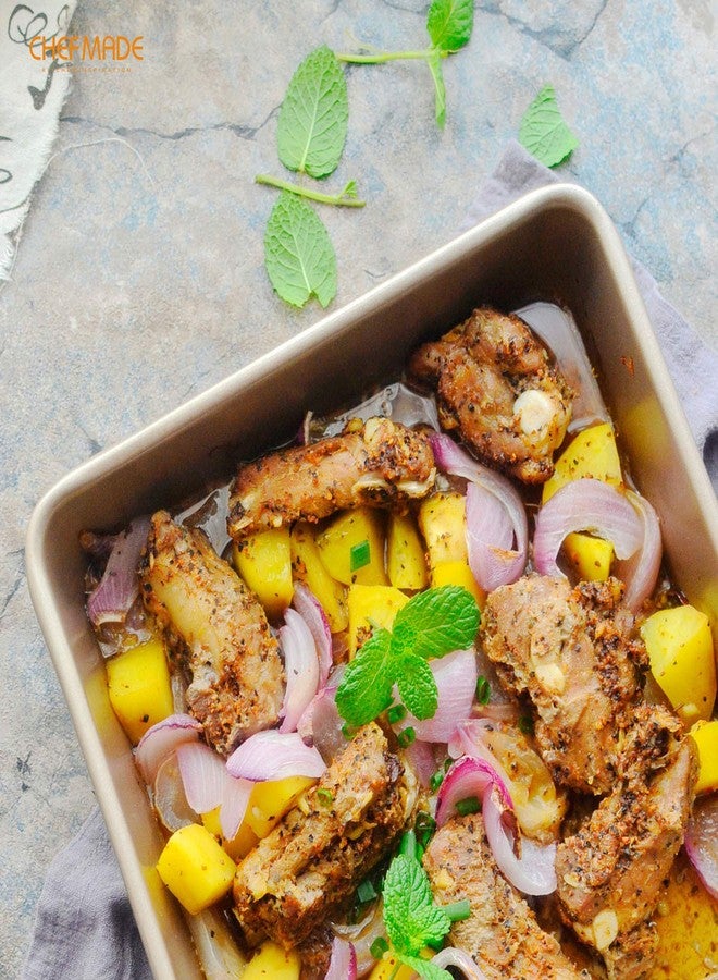 chefmade قالب كعكة مربع 9 بوصة من CHEFMADE، أدوات خبز عميقة غير لاصقة للفرن (ذهبي شامبانيا) - Image 5