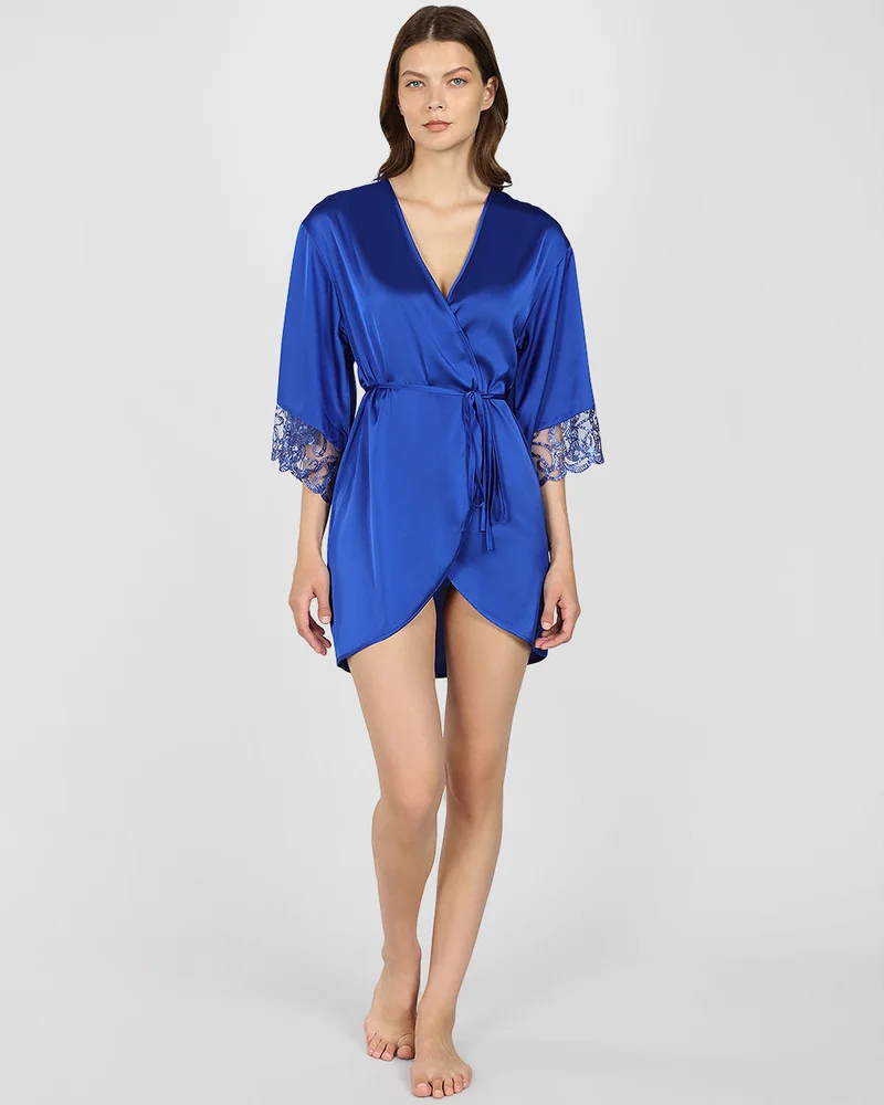 ايسلا اند ايفي Isla & Evie Robe