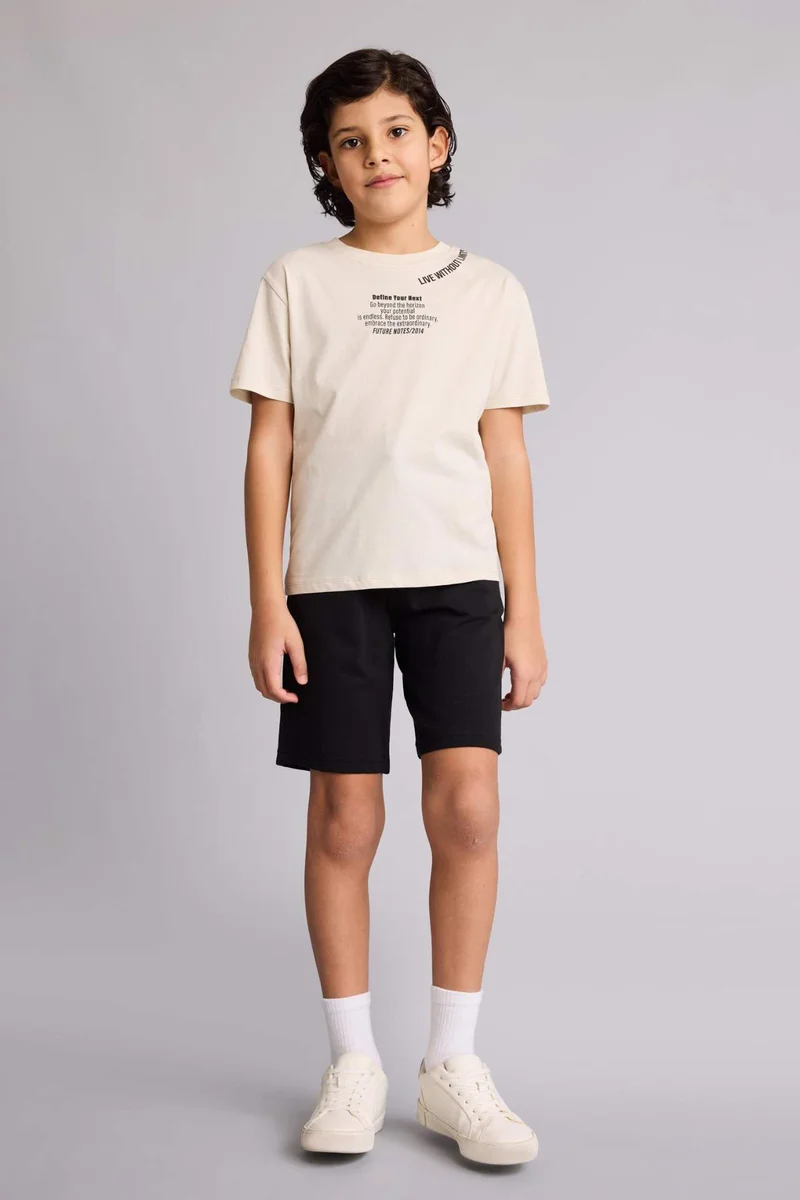 ديفاكتو New Regular Fit Printed Short Sleeve T-Shirt