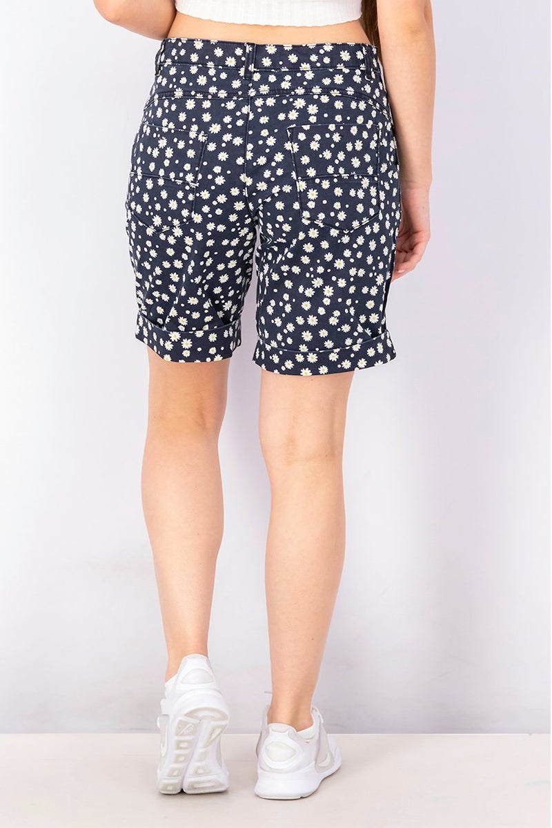 EDC شورتات جينز مزخرفة للنساء، أبيض وكحلي - Image 3