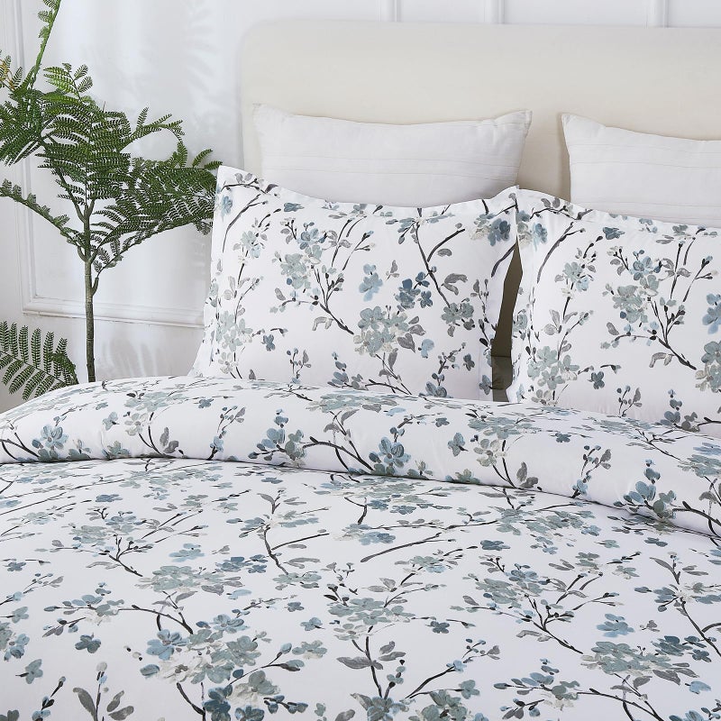 Vaulia Soft Microfiber Floral Duvet Cover Queen Size, Blue Chic Botanical Print Pattern, Lightweight and Breathable Design, 3-Piece Set (1 Duvet Cover 2 Pillow Shams) - Image 2