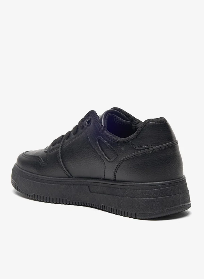 فلورا بيلا من شو إكسبرس سنيكرز كاحل منخفض بلون سادة مع إغلاق برباط