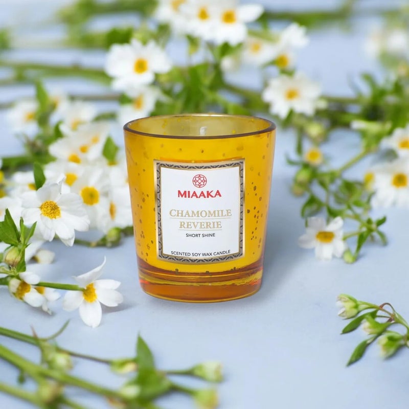 MIAAKA MIAAKA Short Shine Jar Hand Poured Scented Candle Chamomile Reverie Fragrance 140gm - Image 3