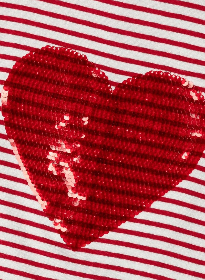 مينوتي تيشيرت بناتي بأكمام قصيرة وطبعة لامعة وشق خلفي - Image 3