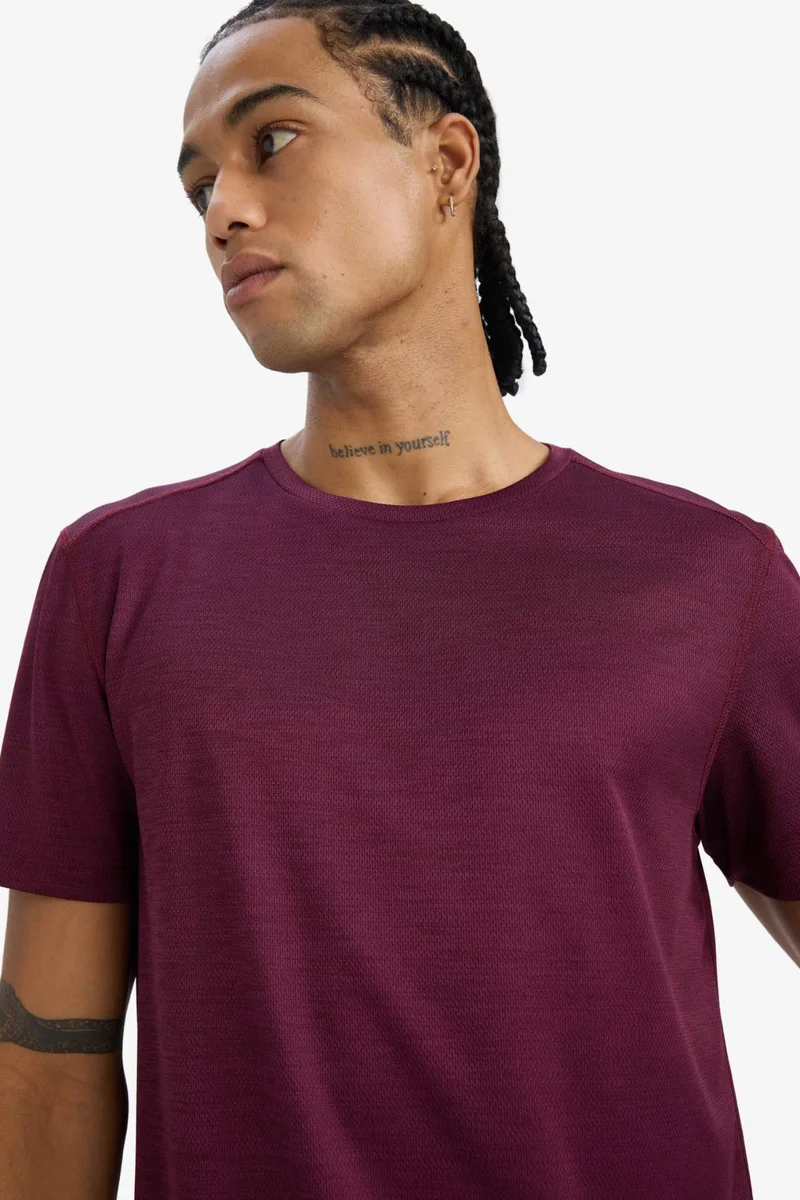 ديفاكتو DeFactoFit Slim Fit Sports T-Shirt