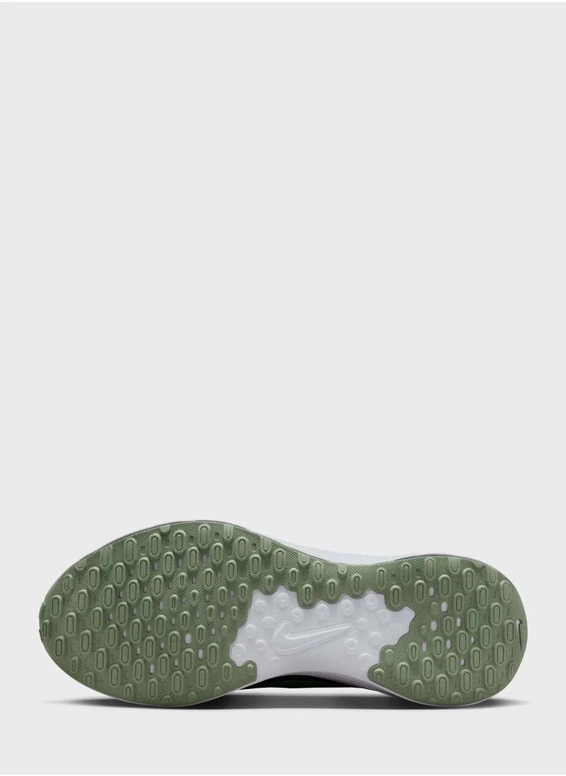 Nike Revolution 7
