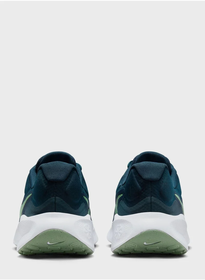 Nike Revolution 7