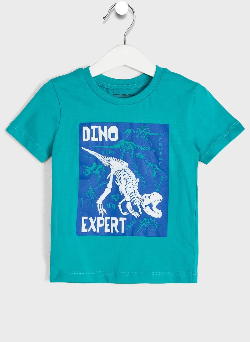 ريبلز مع نمشي Round Neck Graphic T-Shirt