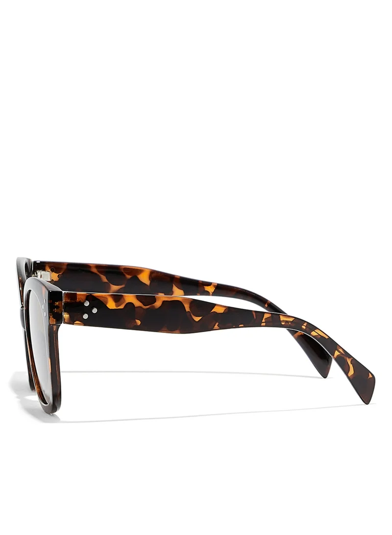 Blackout VEXI Women Tortoise Sunglasses - Frame Material: Thermoplastic Rubber (TR90)- Frame Color: Tortoise-Lens Color: Brown  - Full Rim