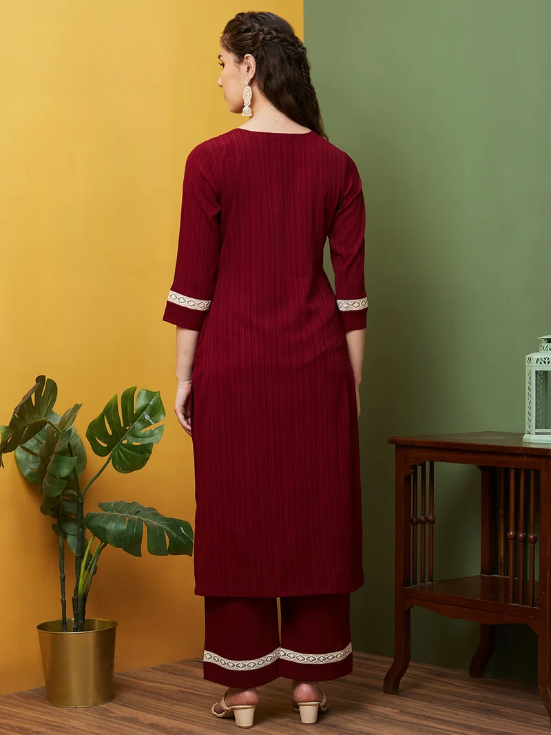globus Women Maroon Floral Embroidered Round Neck Thread Work Straight Kurta With Trouser
