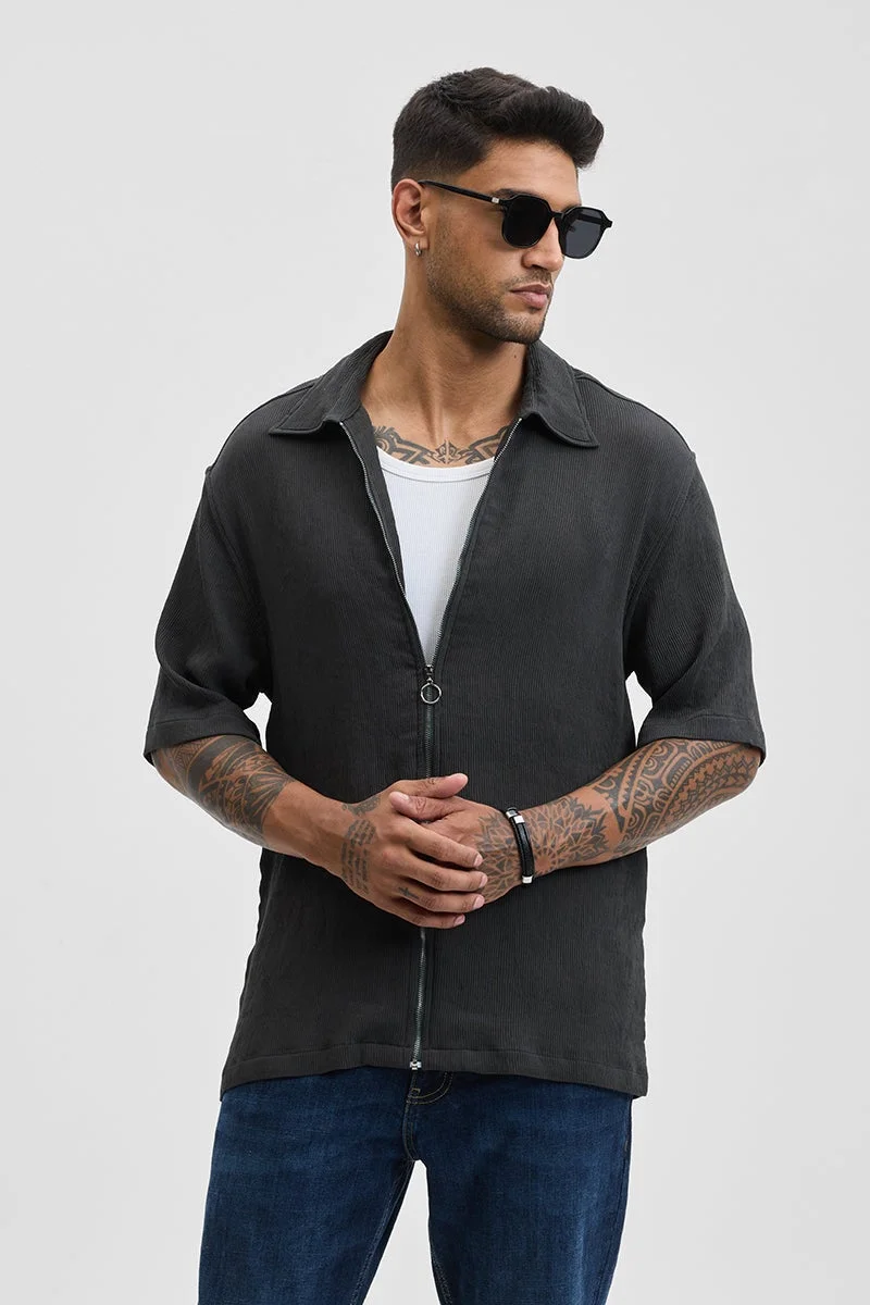 سنيتش قميص رمادي فحم بسحاب كبير الحجم