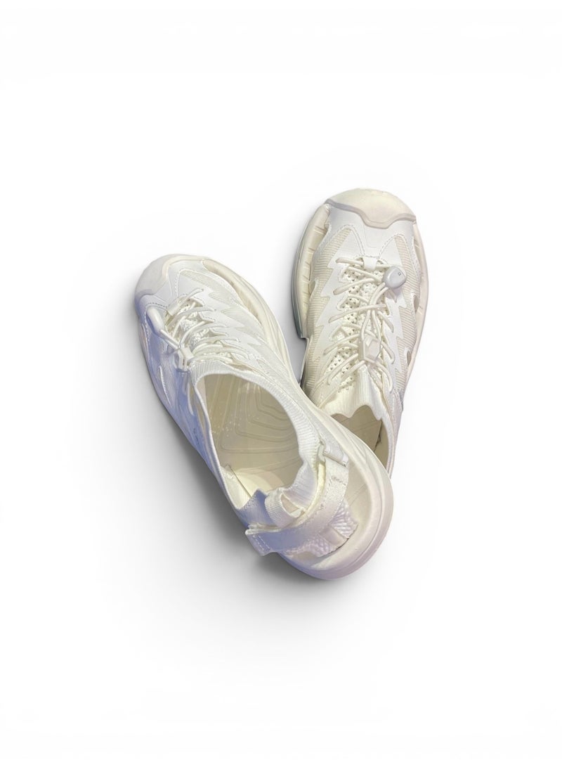 Humtto water climbing  sandals - Image 1