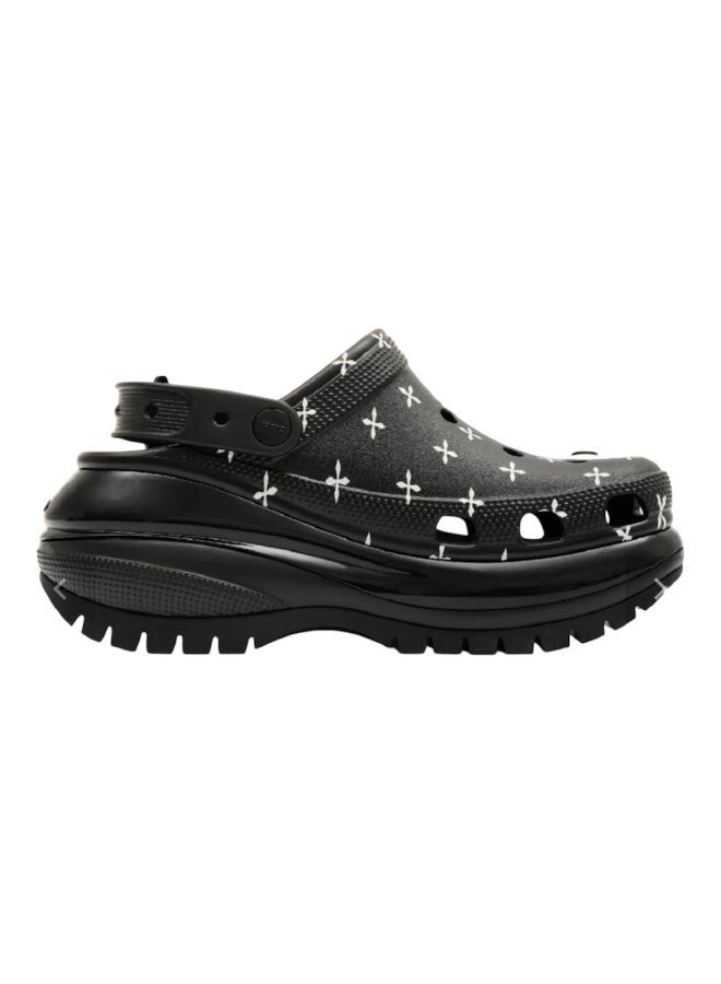 Crocs are comfortable - Image 2