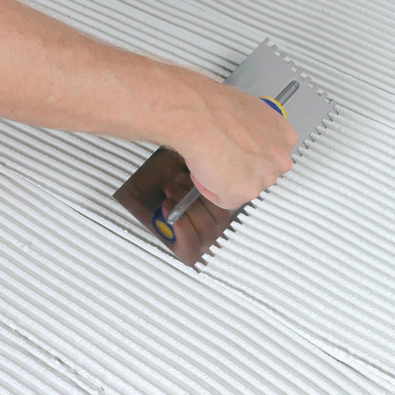 QEP مجرفة ستانلس ستيل بمقبض مريح مربعة الشقوق 1/4" x 3/8" x 1/4" - Image 2