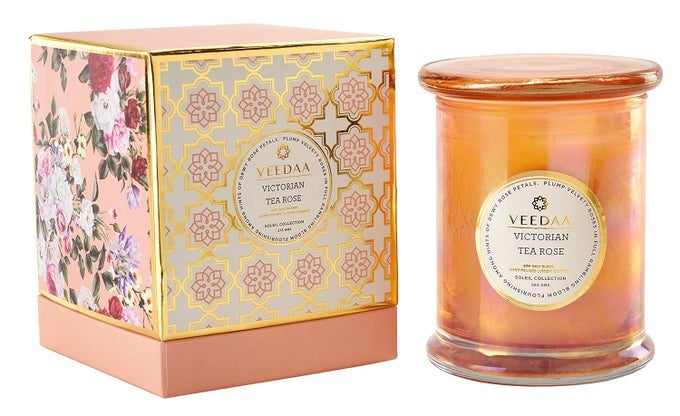 VICTORIAN TEA ROSE DANUBE GLASS SOY SCENTED CANDLE BURNS 45 HOURS