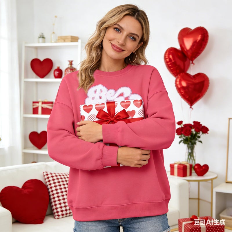 VILOVE Valentines Sweatshirts for Women Be Mine Glitter Patch Valentine Shirts Oversized Love Heart Sweater Holiday Outfits - Image 4