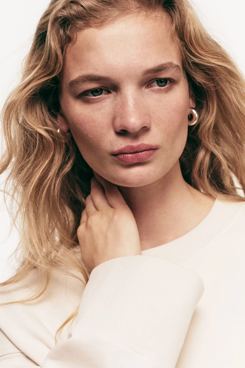 اتش اند ام سويت شيرت قطني بقصة واسعة