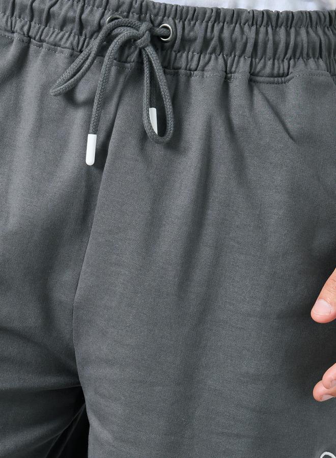 ستايلي شورت تيري قطني واسع بطبعة كتابة - Image 3