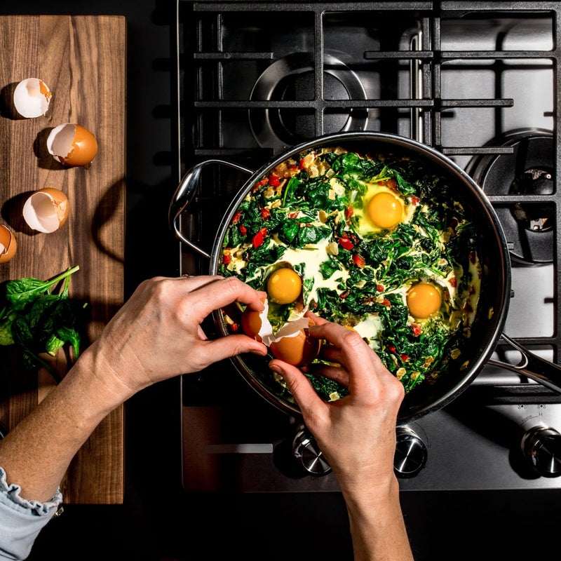 HexClad Hybrid Nonstick 3.3-Quart Deep SautÃ© Pan with Tempered Glass Lid, Stay-Cool Handle, Dishwasher-Friendly, Oven-Safe Up to 900Â°F, Induction Ready, Compatible with All Cooktops - Image 3