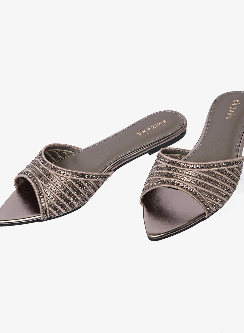 Khizana Flat Sandals - Image 4