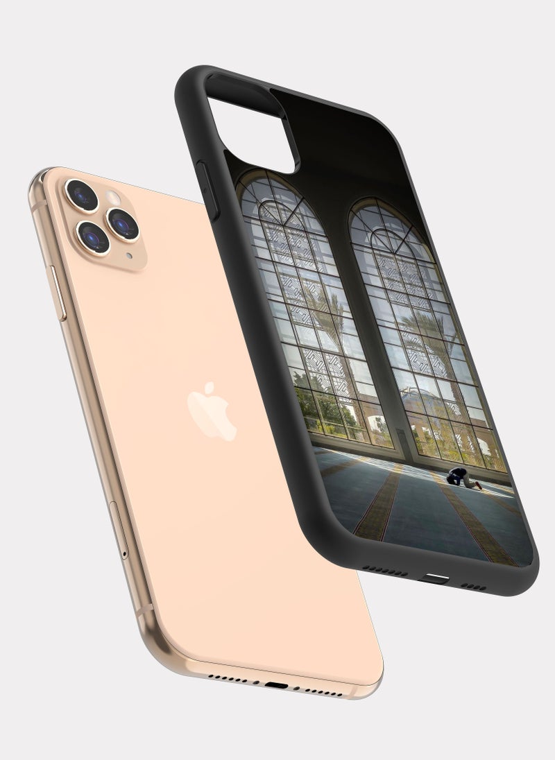 بكسلات كفر ايفون 11 برو مسجد رجل يصلي - Image 2