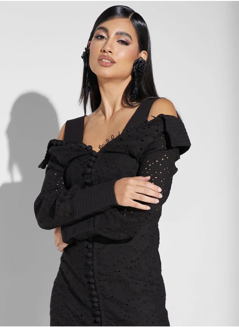 Threadz by Ajooni Shoulder Cut Out Detail Dress