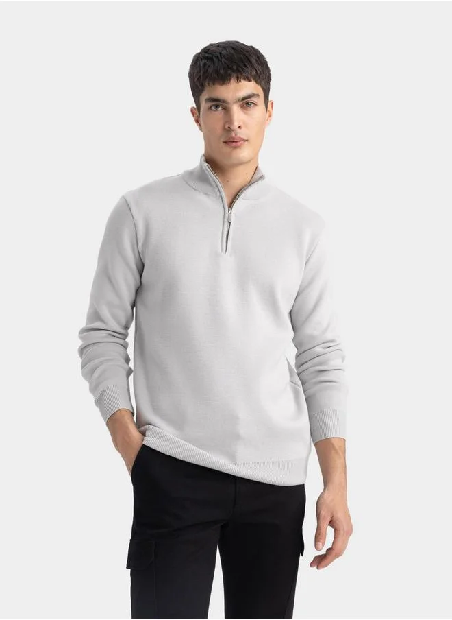 ديفاكتو Regular Fit Hight Neck with Zipper Knit Sweater by Styli