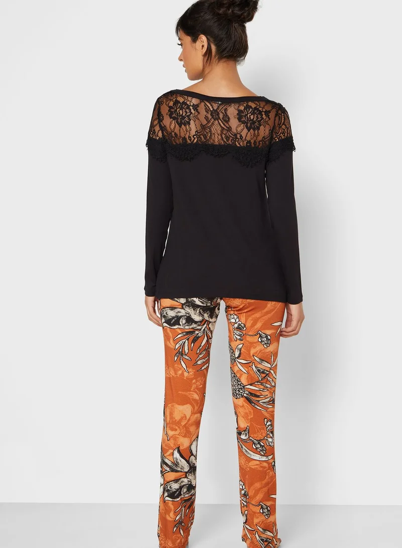 Penyemood Printed Top & Pyjama Set
